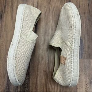 UGG Womens Luciah Natural Beige Tan Slip On Shoes Sneakers